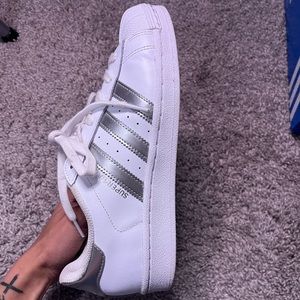 Adidas superstar